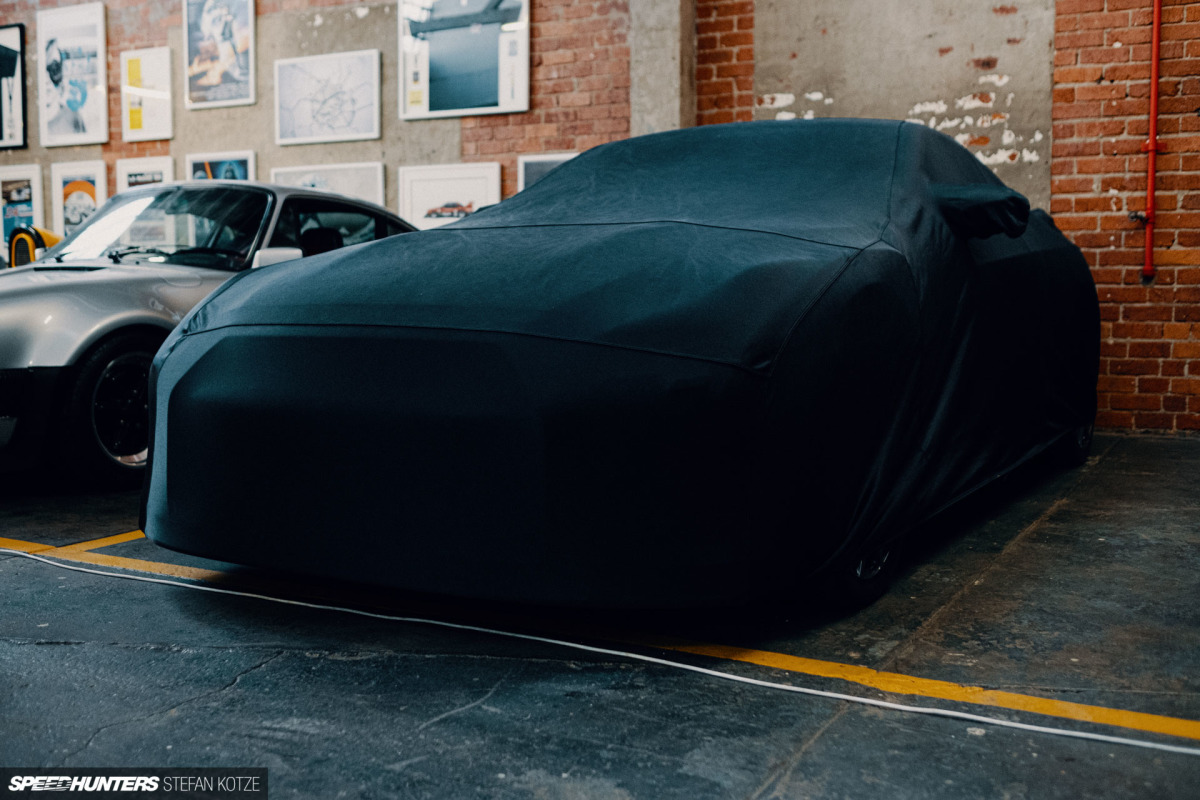 speedhunters-stefan-kotze-garage-kiu-052