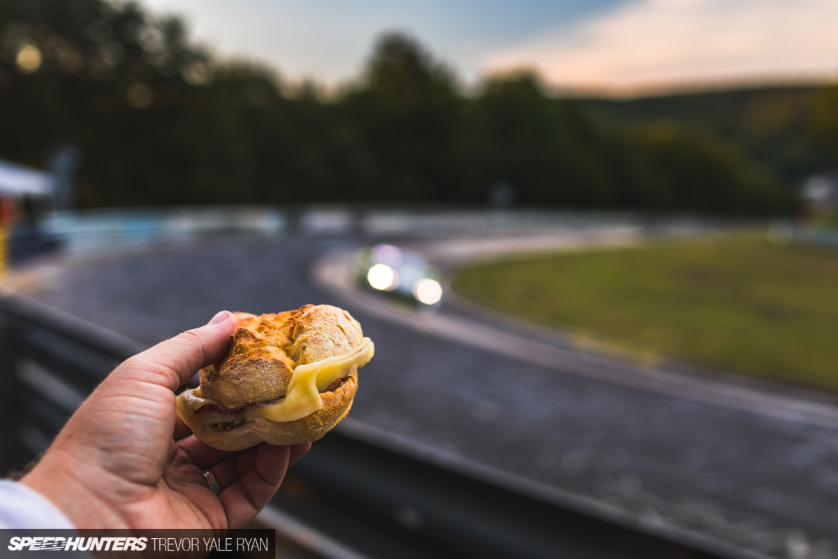 2019-Nurburgring-24-Hour-How-To-Shoot_Trevor-Ryan-Speedhunters_012_7171
