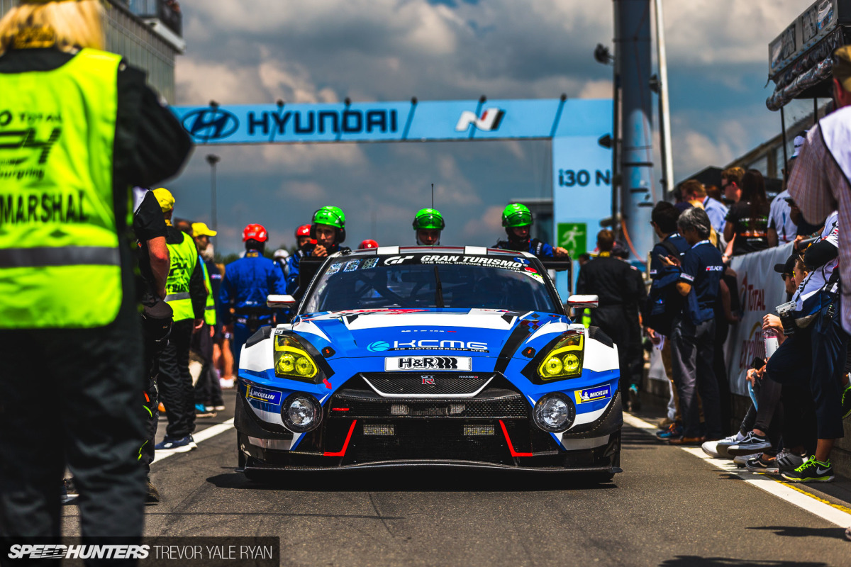 2019-Nurburgring-24-Hour-How-To-Shoot_Trevor-Ryan-Speedhunters_020_7468