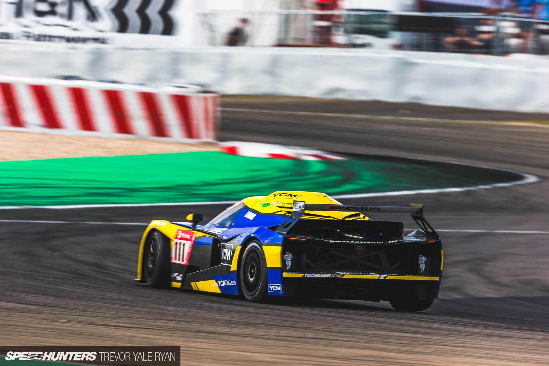 2019-Nurburgring-24-Hour-How-To-Shoot_Trevor-Ryan-Speedhunters_030_8315