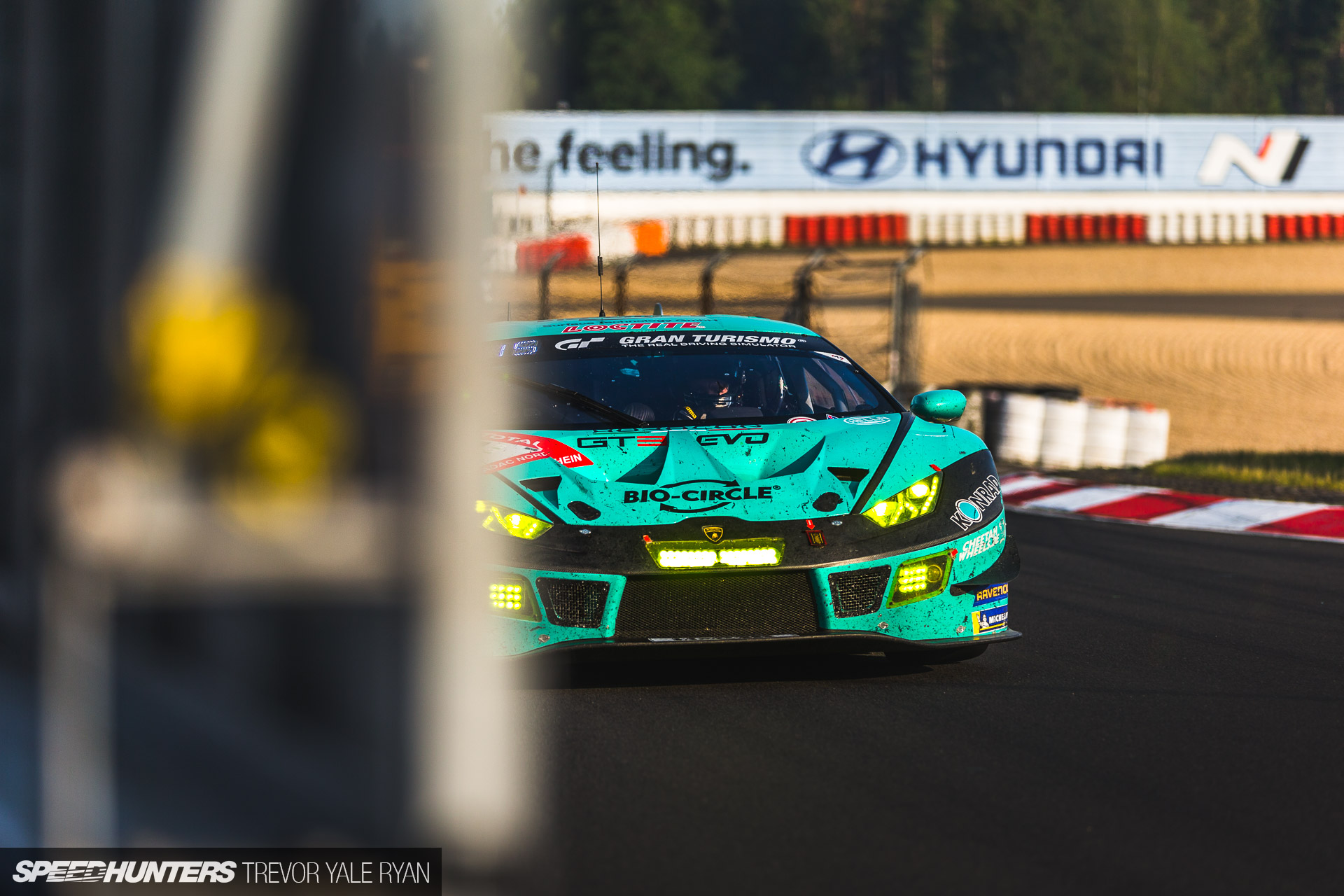 2019-Nurburgring-24-Hour-How-To-Shoot_Trevor-Ryan-Speedhunters_040_8684