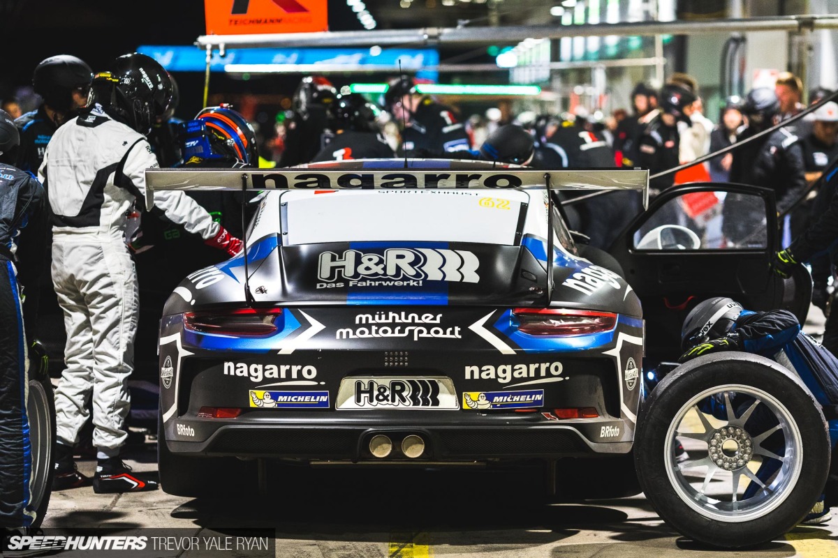 2019-Nurburgring-24-Hour-How-To-Shoot_Trevor-Ryan-Speedhunters_065_7677