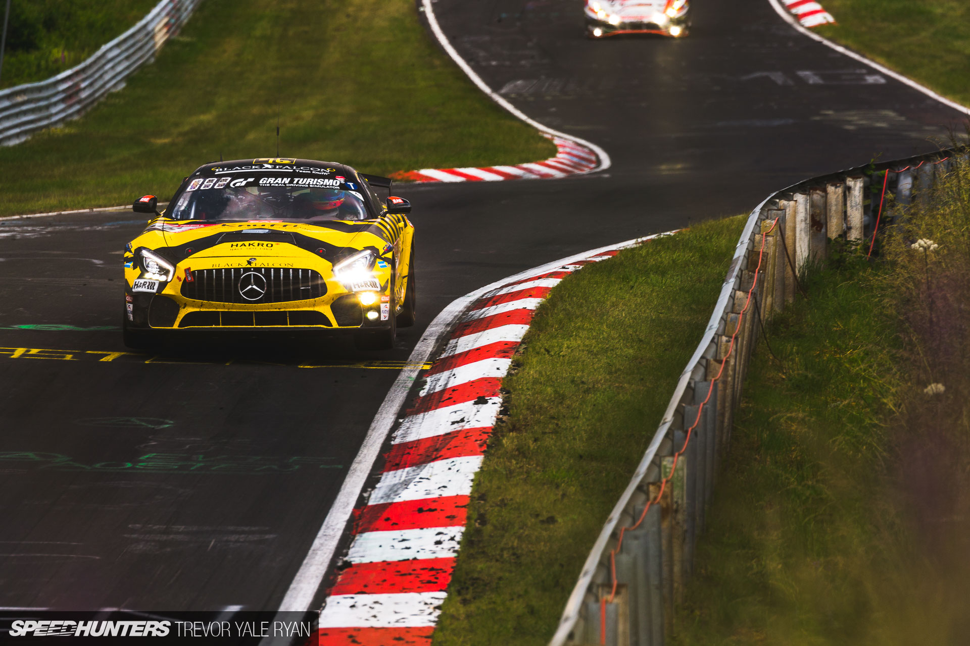 2019-Nurburgring-24-Hour-How-To-Shoot_Trevor-Ryan-Speedhunters_068_0951