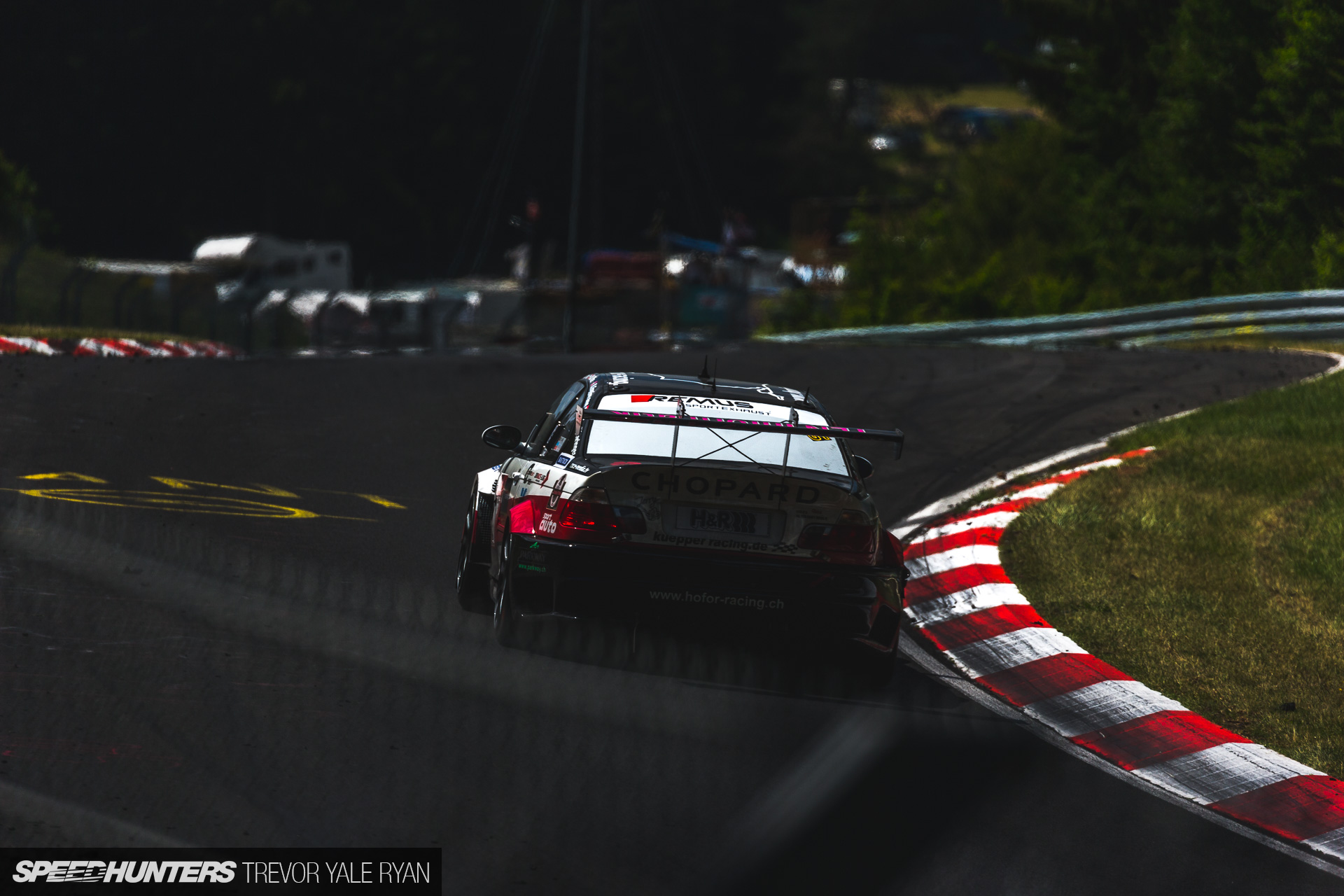 2019-Nurburgring-24-Hour-How-To-Shoot_Trevor-Ryan-Speedhunters_069_1328