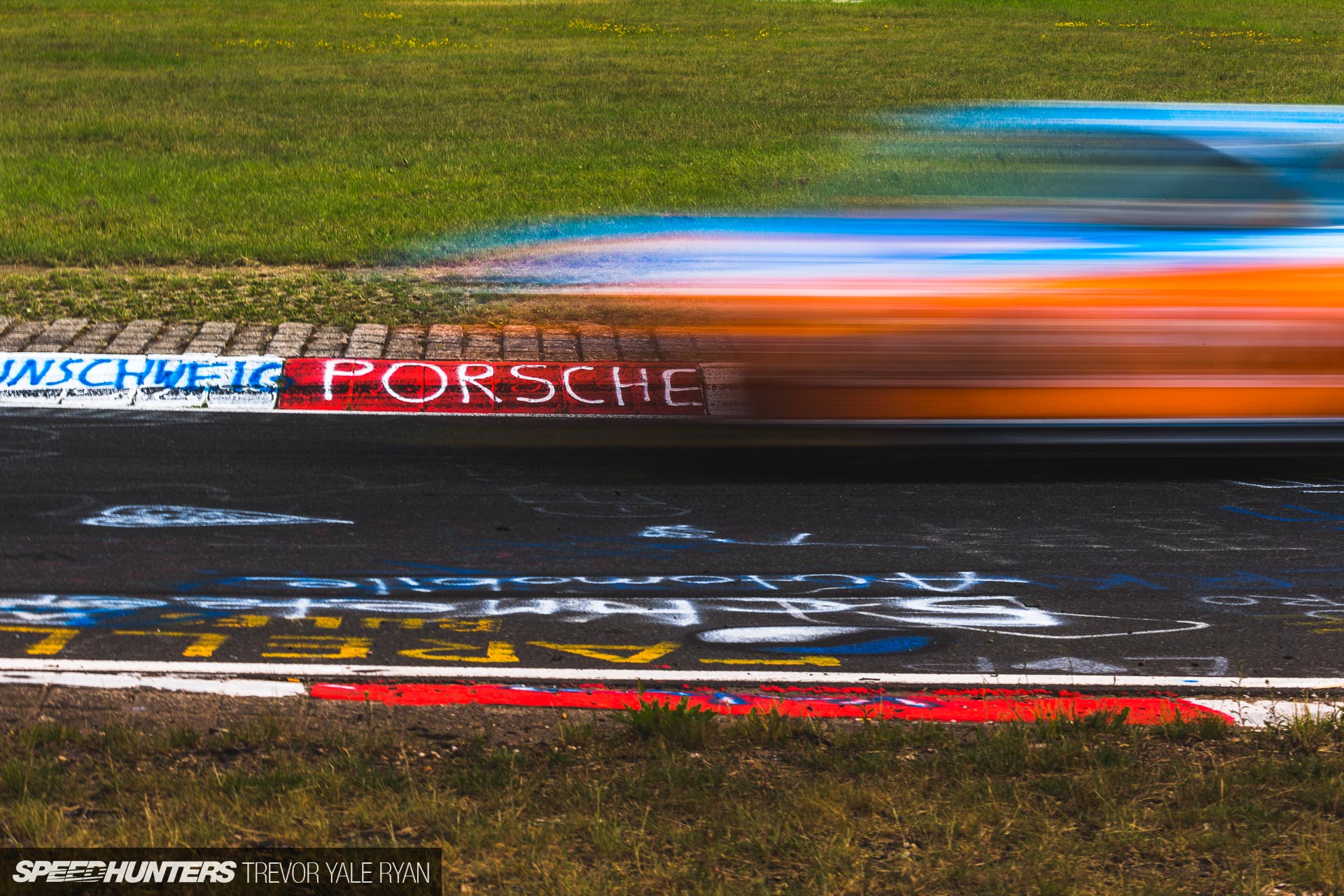 2019-Nurburgring-24-Hour-How-To-Shoot_Trevor-Ryan-Speedhunters_070_1592