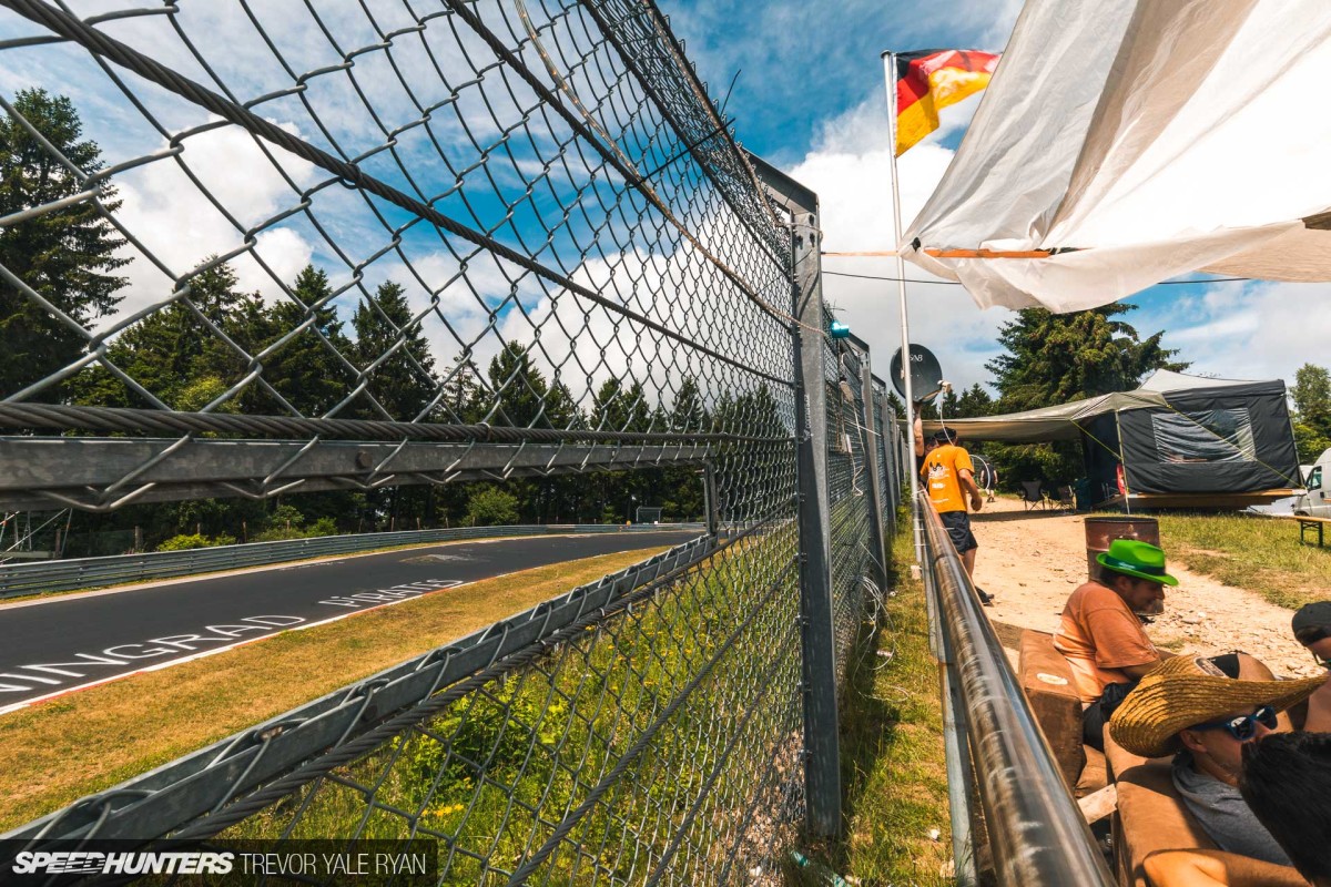 2019-Nurburgring-24-Hour-Fans-And-Camps_Trevor-Ryan-Speedhunters_010_5312