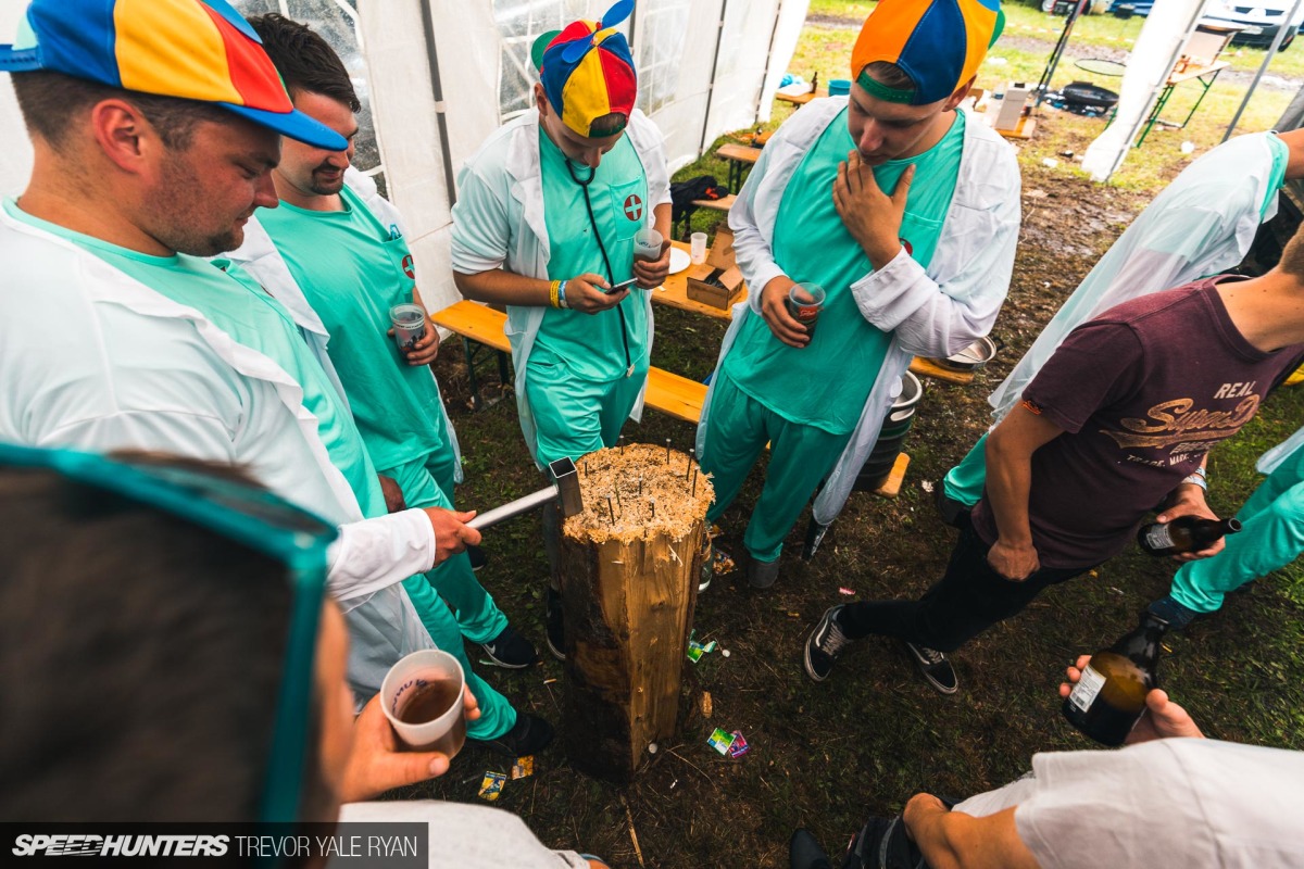 2019-Nurburgring-24-Hour-Fans-And-Camps_Trevor-Ryan-Speedhunters_042_5917