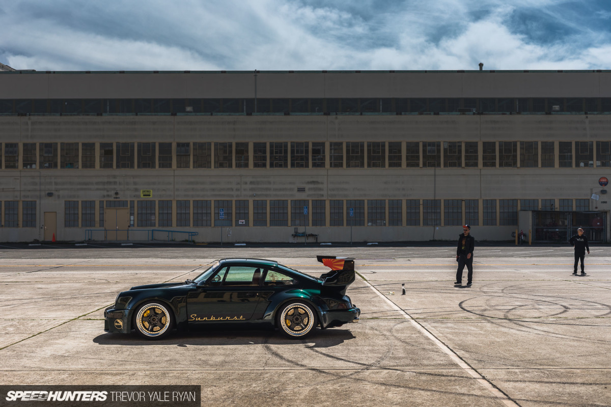 2019-Sunburst-964-Porsche-JDM-Style_Trevor-Ryan-Speedhunters_020_3759