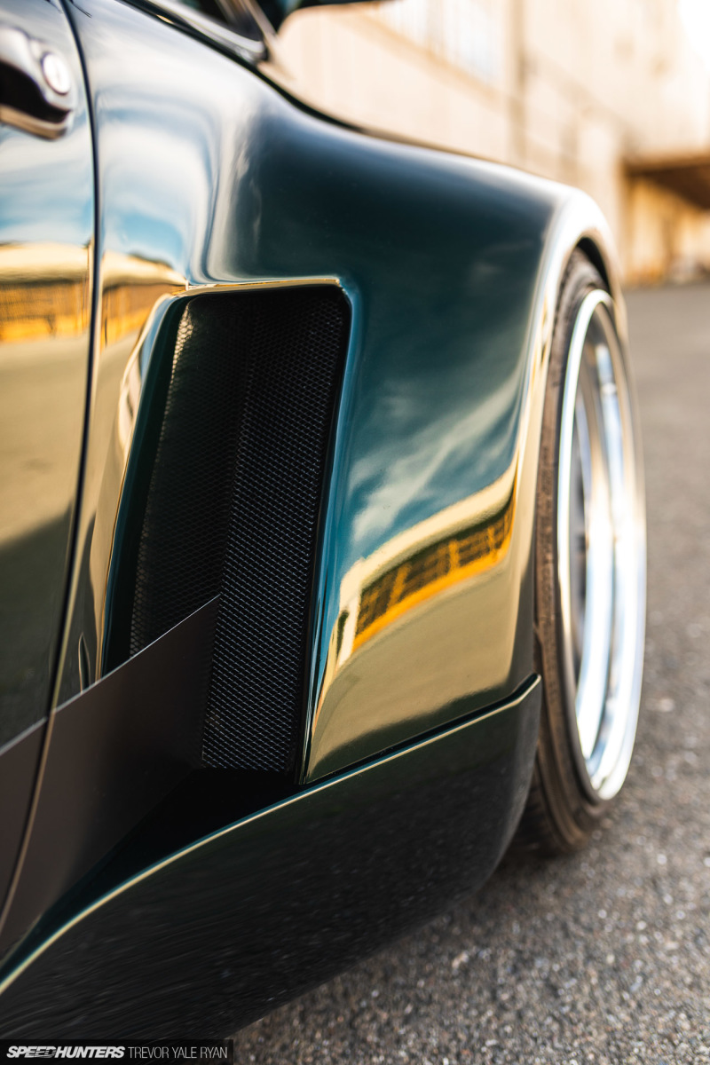 2019-Sunburst-964-Porsche-JDM-Style_Trevor-Ryan-Speedhunters_032_3799