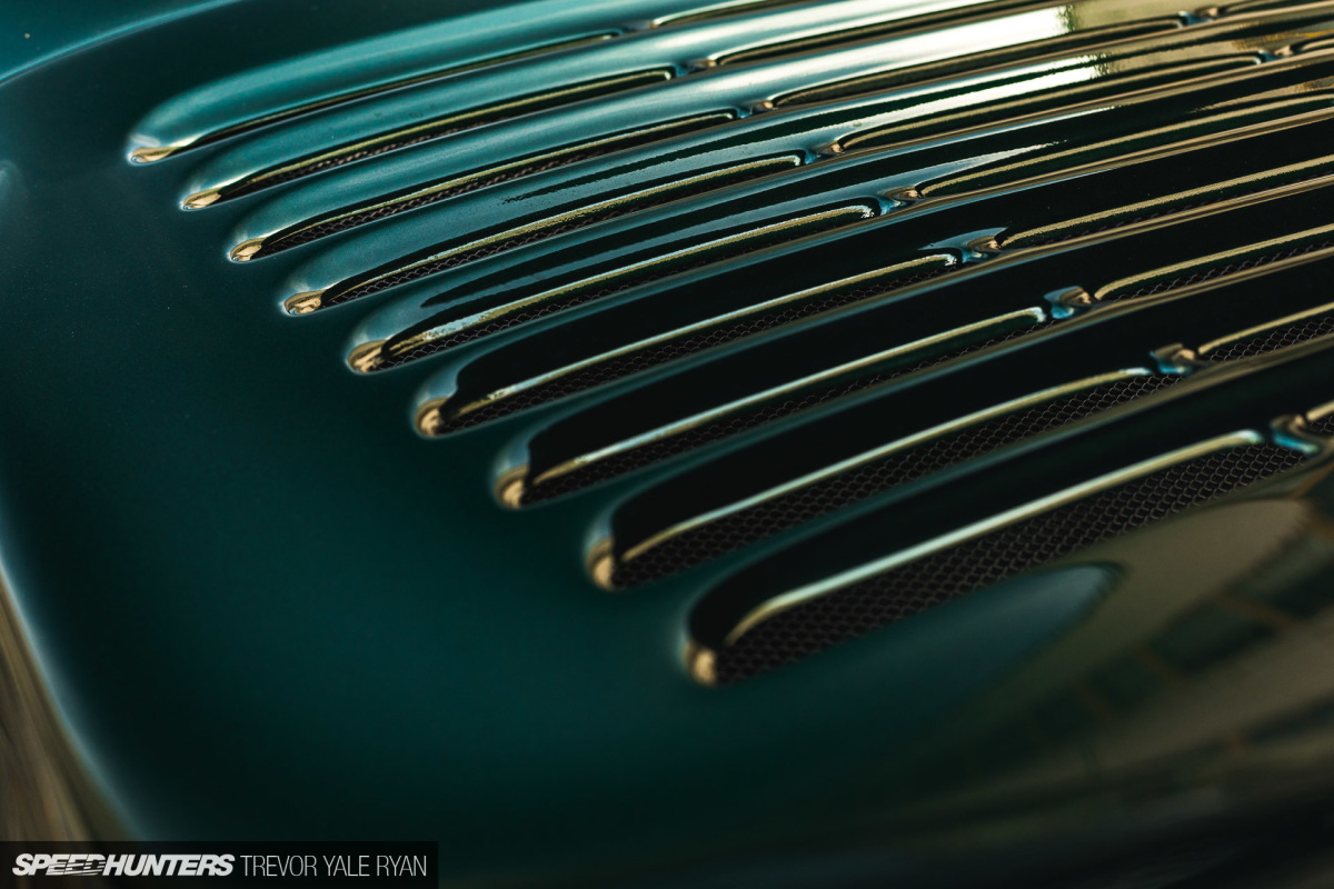 2019-Sunburst-964-Porsche-JDM-Style_Trevor-Ryan-Speedhunters_035_3819