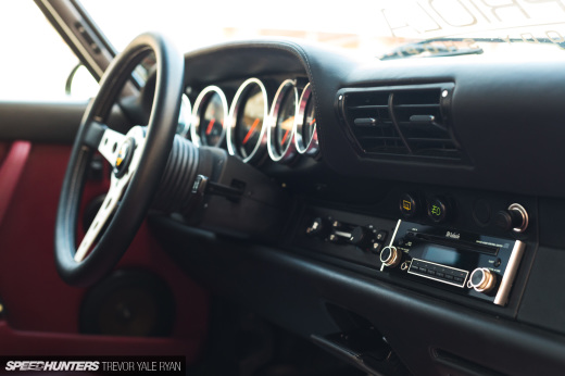 2019-Sunburst-964-Porsche-JDM-Style_Trevor-Ryan-Speedhunters_037_3829