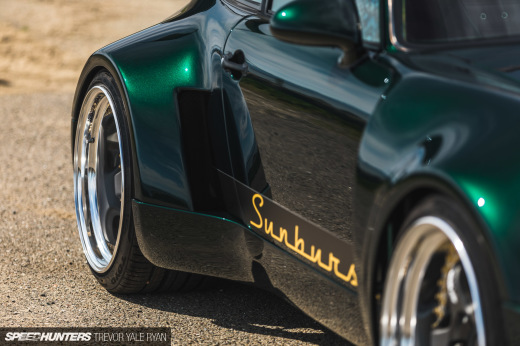 2019-Sunburst-964-Porsche-JDM-Style_Trevor-Ryan-Speedhunters_049_4109