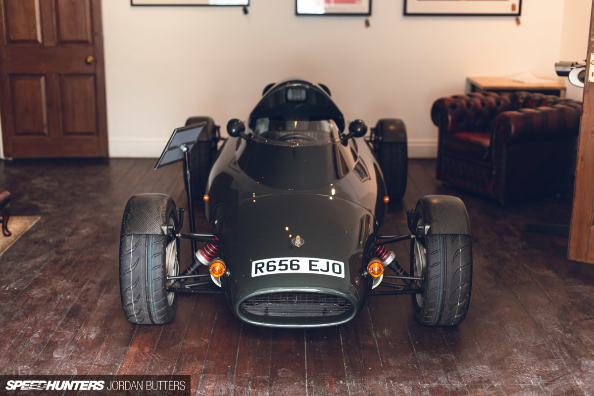 LIGHT SPEED CAFFEINE MACHINE SPEEDHUNTERS Â©JORDAN BUTTERS-5761