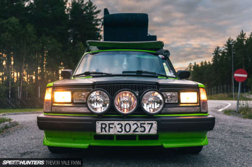 2019-World-RX-Holjes-Sweden-Happy-Street-Fans-Volvo_Trevor-Ryan-Speedhunters_105_9354