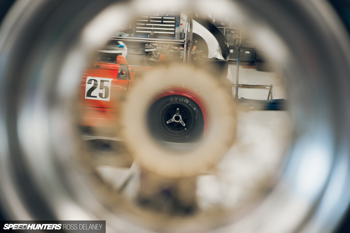 RDM19_SilverstoneClassic_Speedhunters-13