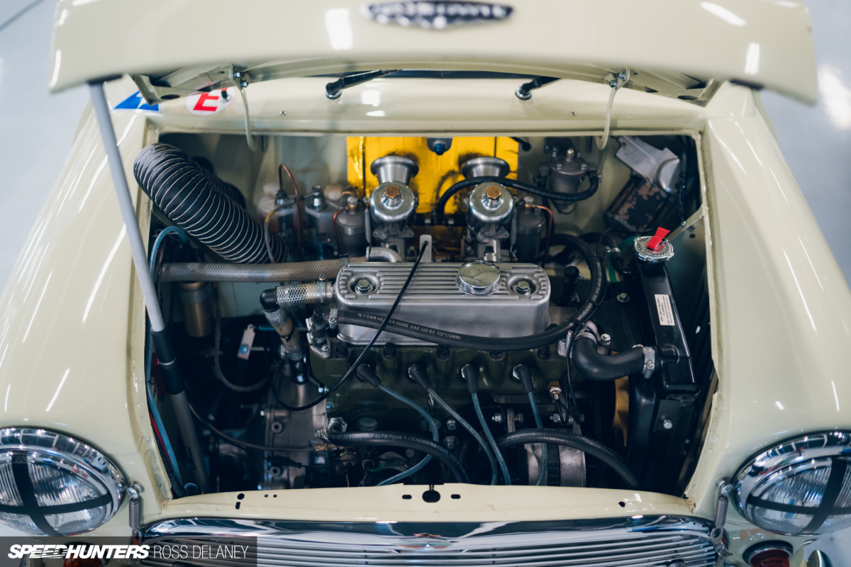 RDM19_SilverstoneClassic_Speedhunters-16