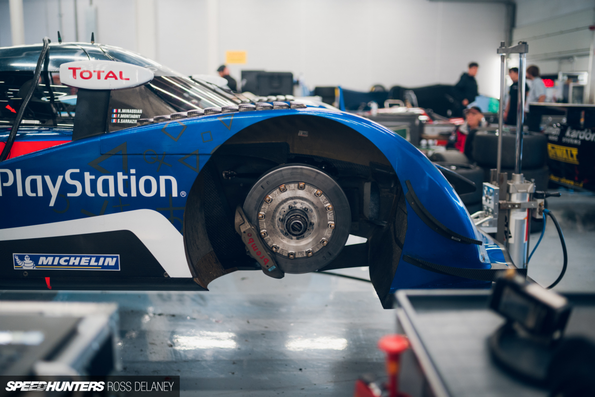 RDM19_SilverstoneClassic_Speedhunters-29