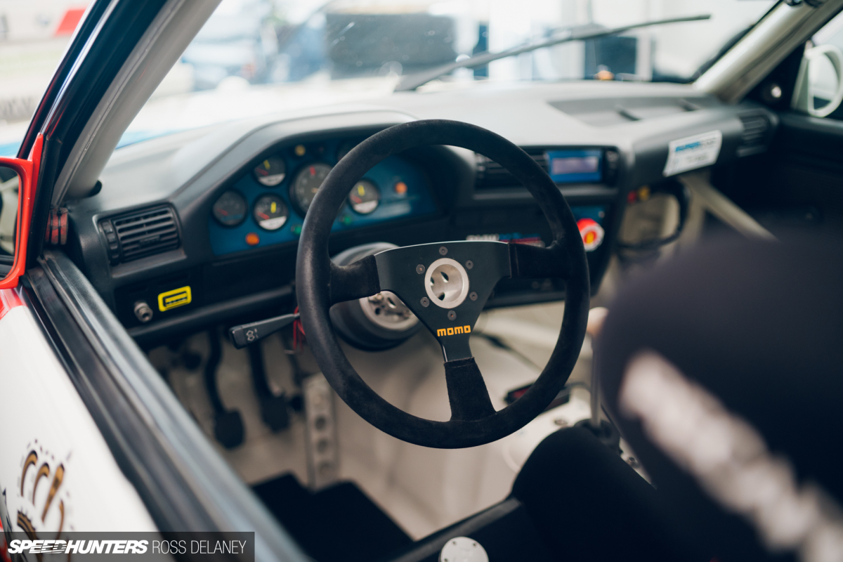 RDM19_SilverstoneClassic_Speedhunters-57