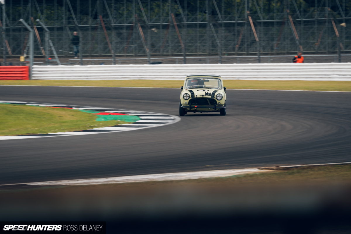 RDM19_SilverstoneClassic_Speedhunters-62