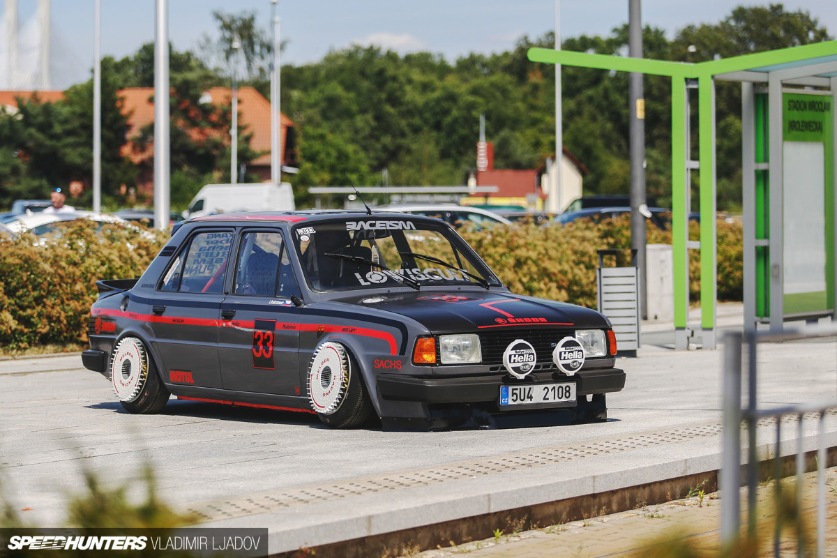 skoda-136-raceism-by-wheelsbywovka-14