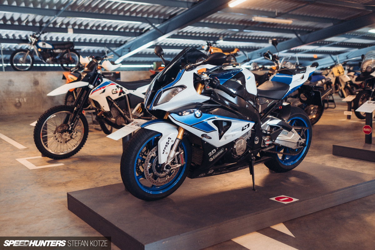 stefan-kotze-speedhunters-motorcycle-room-050