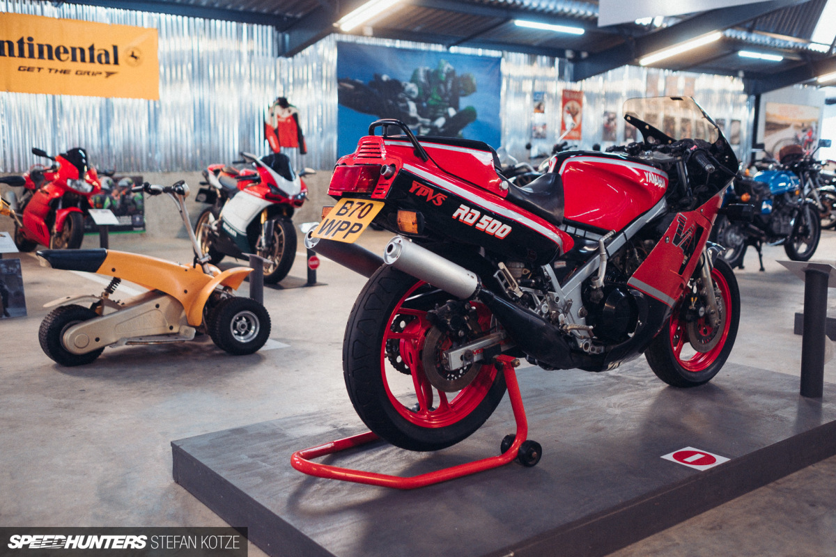 stefan-kotze-speedhunters-motorcycle-room-086