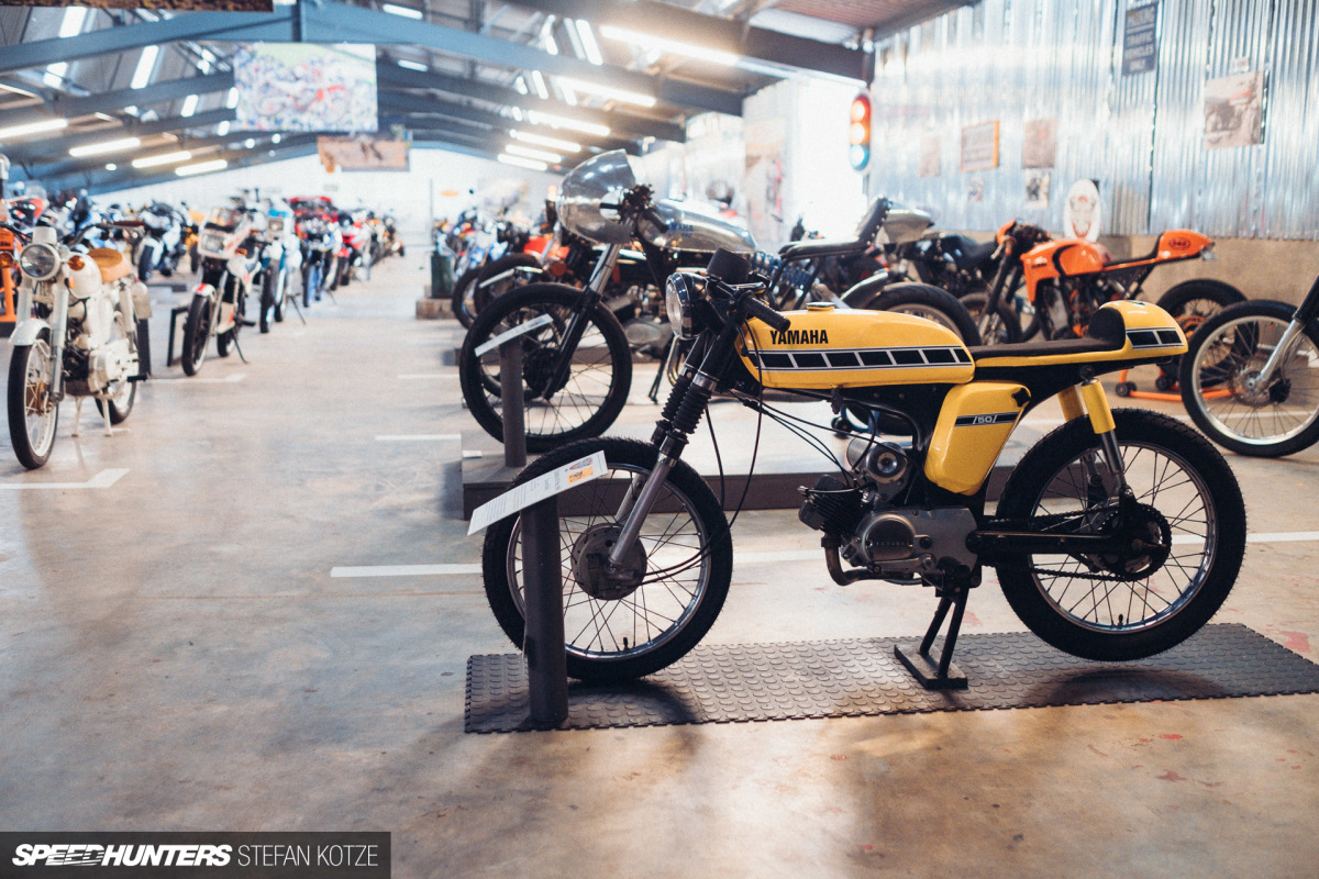 stefan-kotze-speedhunters-motorcycle-room-016