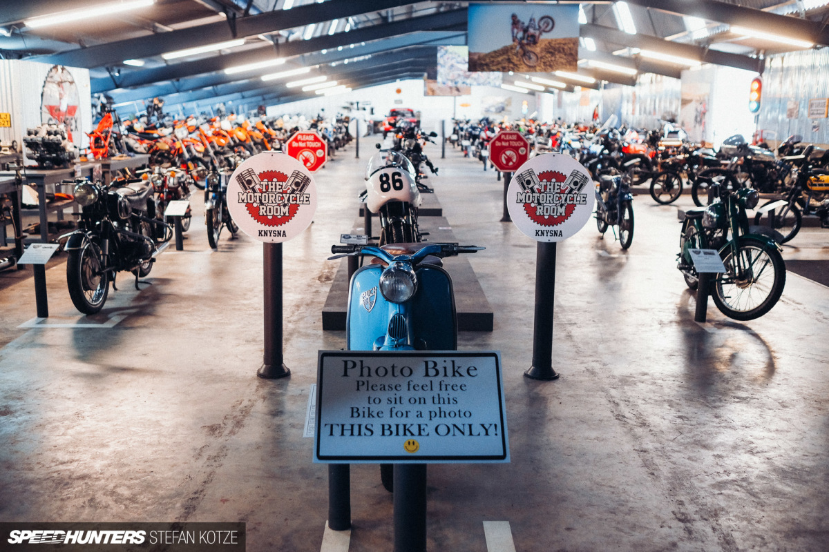 stefan-kotze-speedhunters-motorcycle-room-003