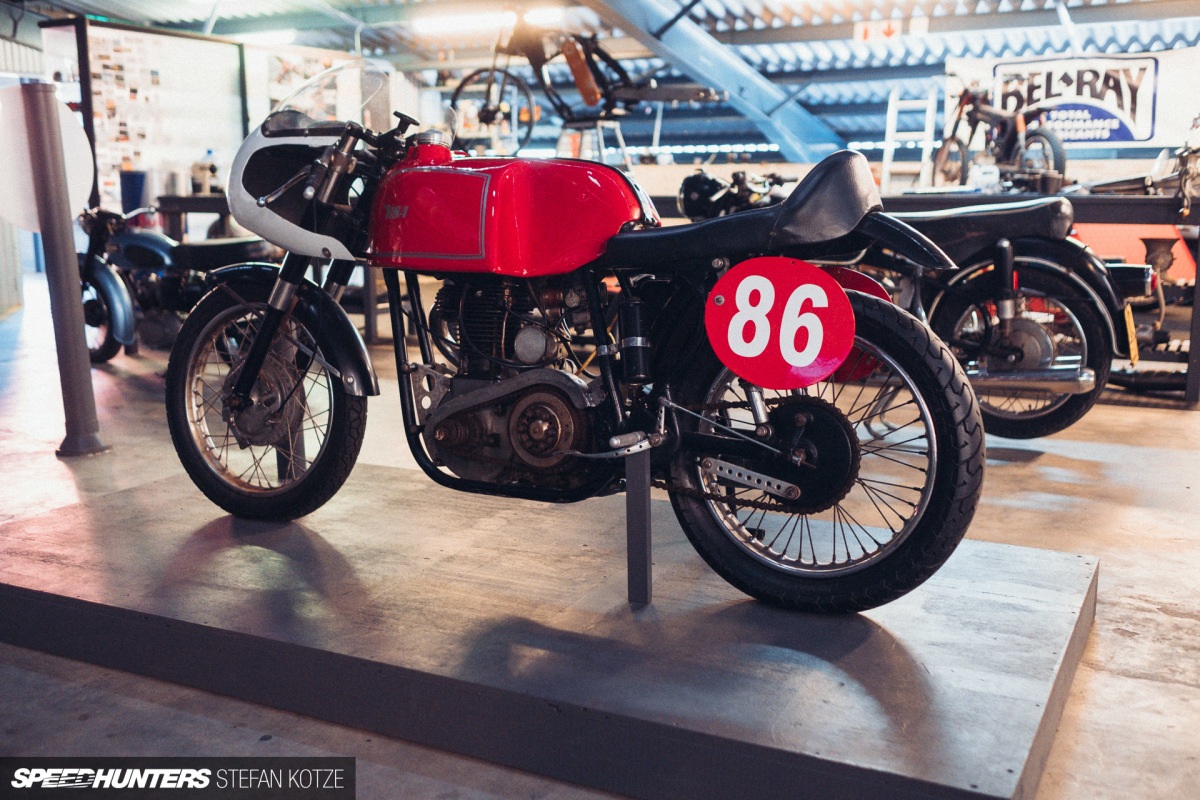 stefan-kotze-speedhunters-motorcycle-room-012