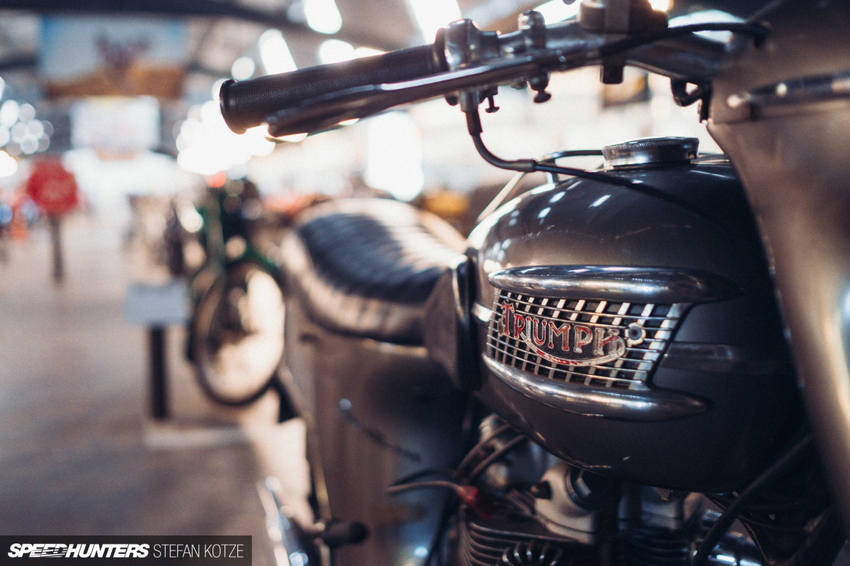 stefan-kotze-speedhunters-motorcycle-room-015