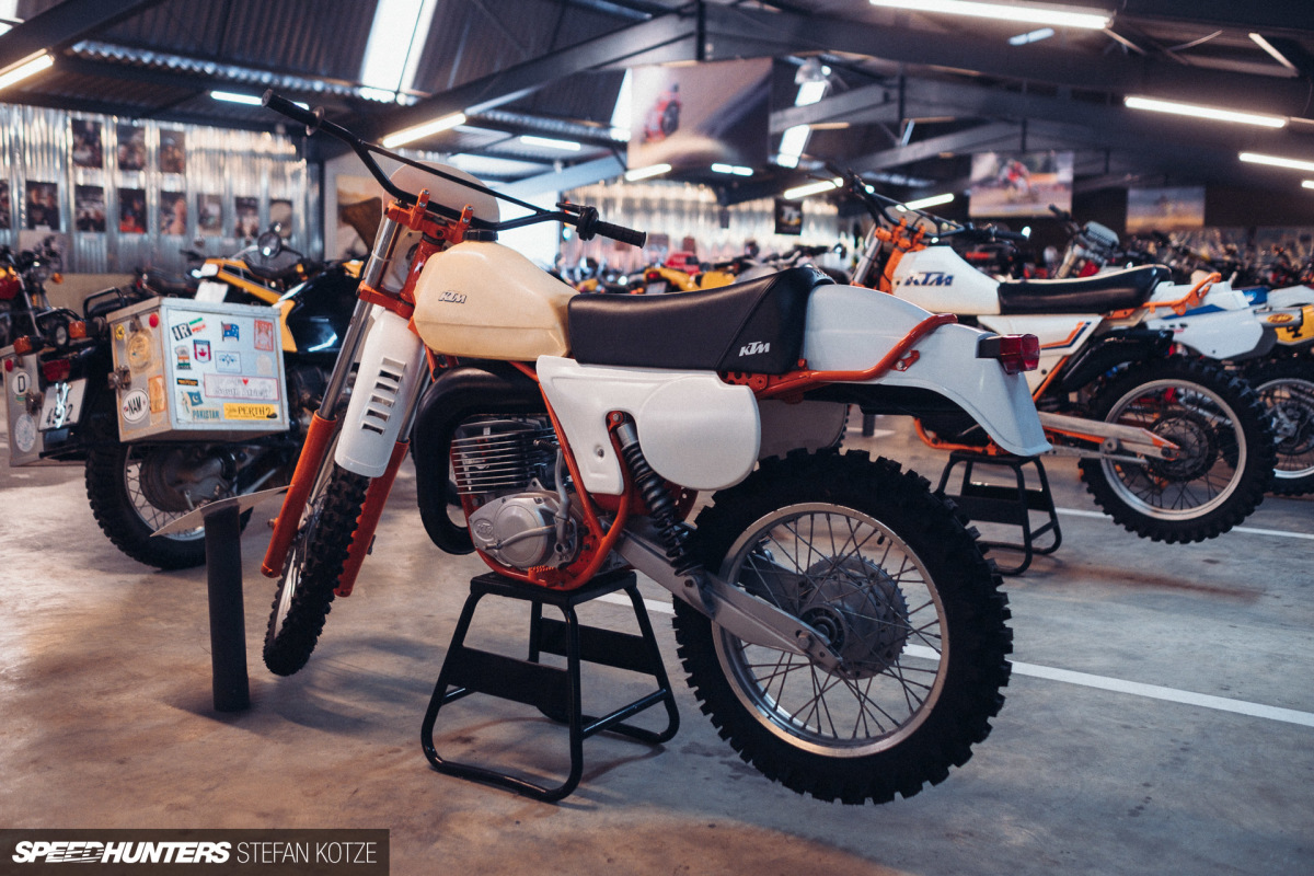 stefan-kotze-speedhunters-motorcycle-room-089