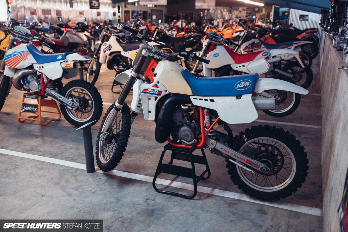 stefan-kotze-speedhunters-motorcycle-room-090