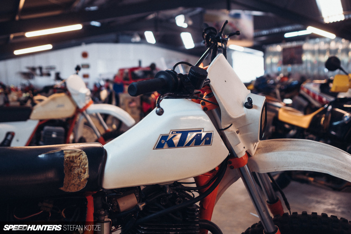 stefan-kotze-speedhunters-motorcycle-room-093