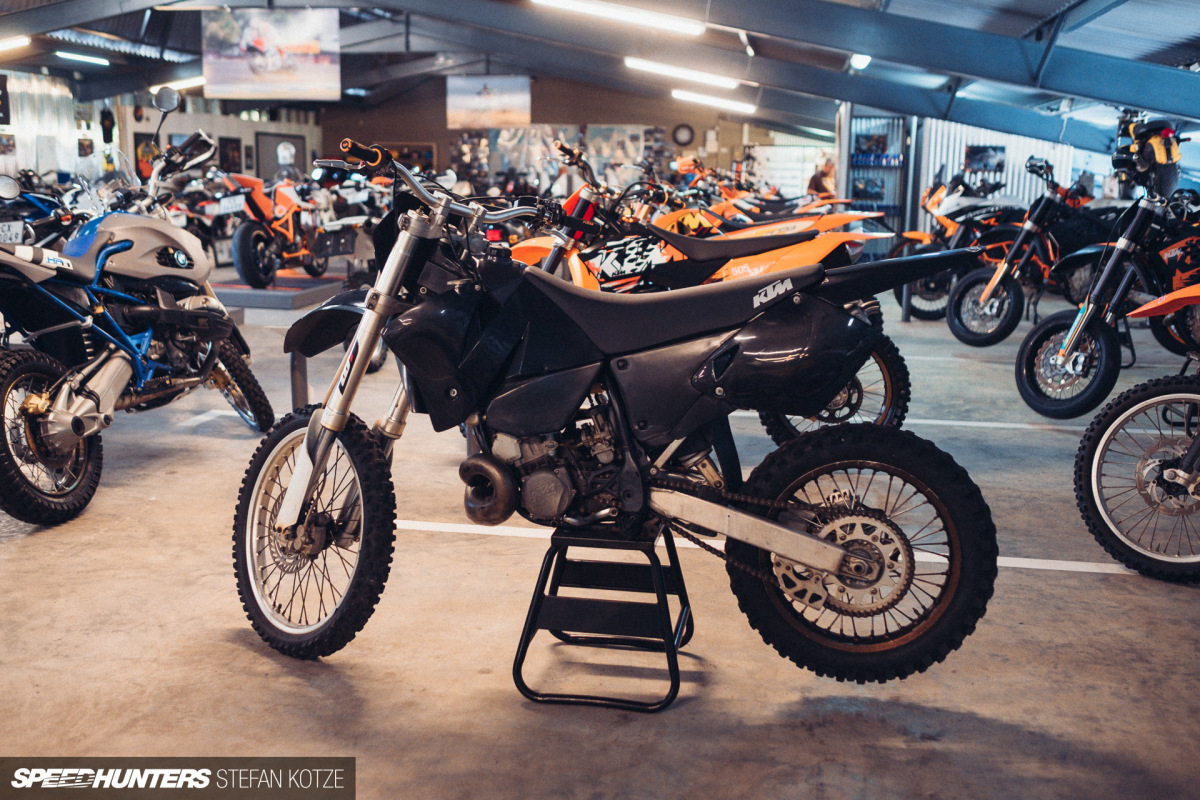 stefan-kotze-speedhunters-motorcycle-room-095