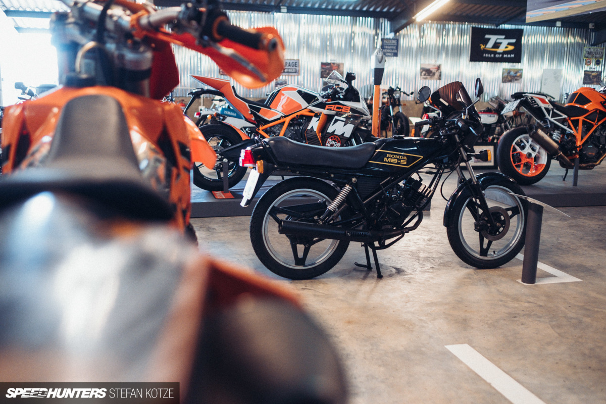 stefan-kotze-speedhunters-motorcycle-room-101