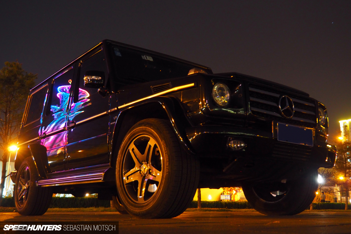 Mercedes-Benz G55 AMG in Beijing China by Sebastian Motsch