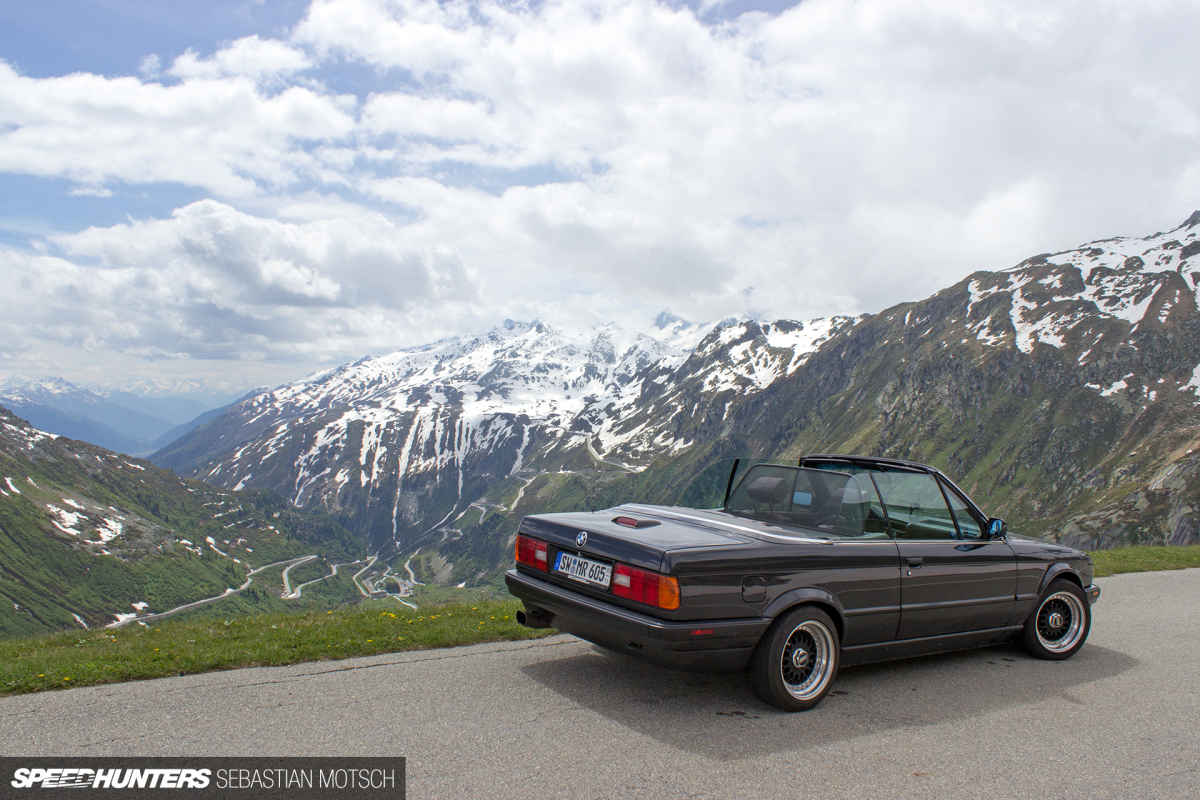 BMW E30 318is Cabrio at Furkapass Switzerland by Sebastian Motsch