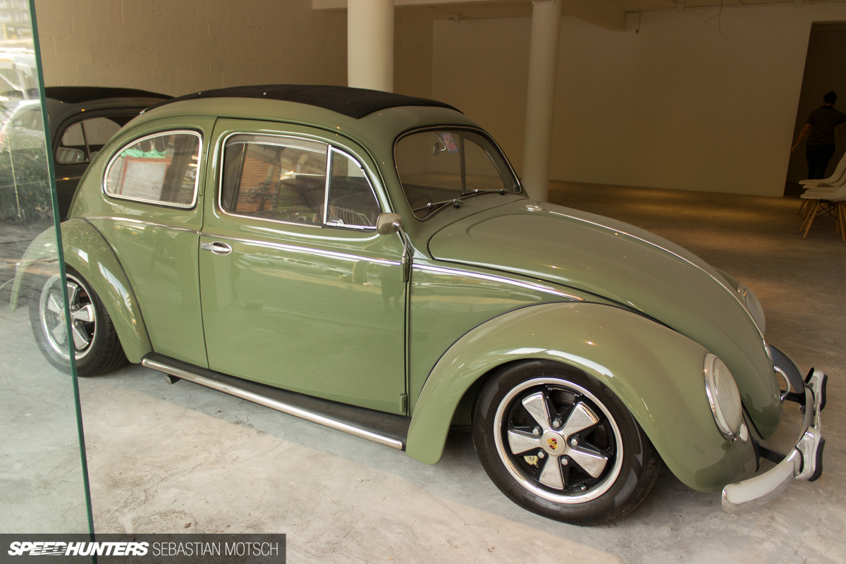 Volkswagen Beetles in Bangkok Thailand by Sebastian Motsch 04