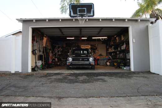 Speedhunters_Juan-Selguardos-garage-Civic-1978