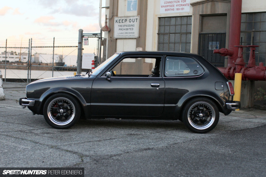 Speedhunters_Left-side-Civic-1978