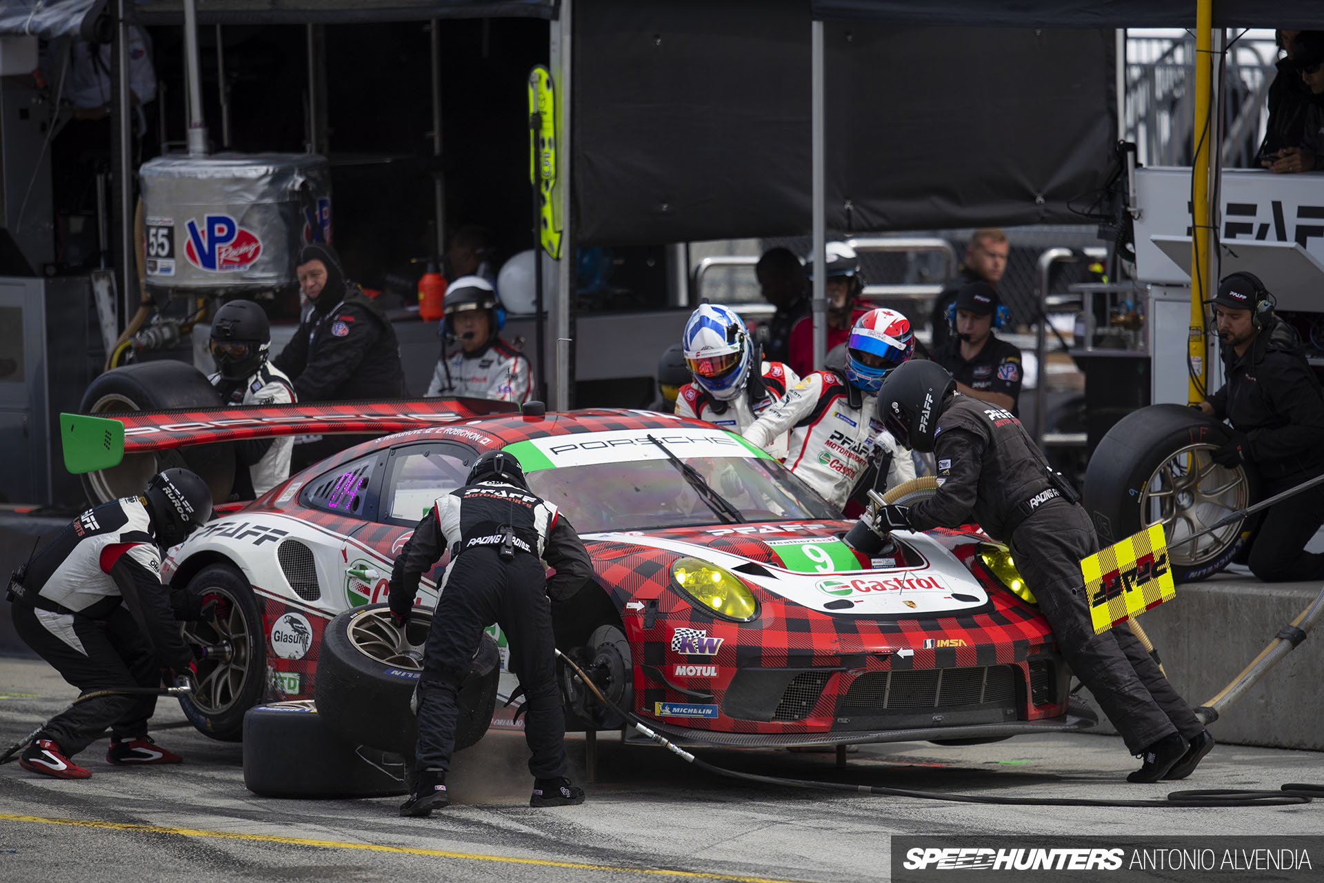 IMSA Laguna Seca Antonio Sureshot 1920wm 1DX23597 300