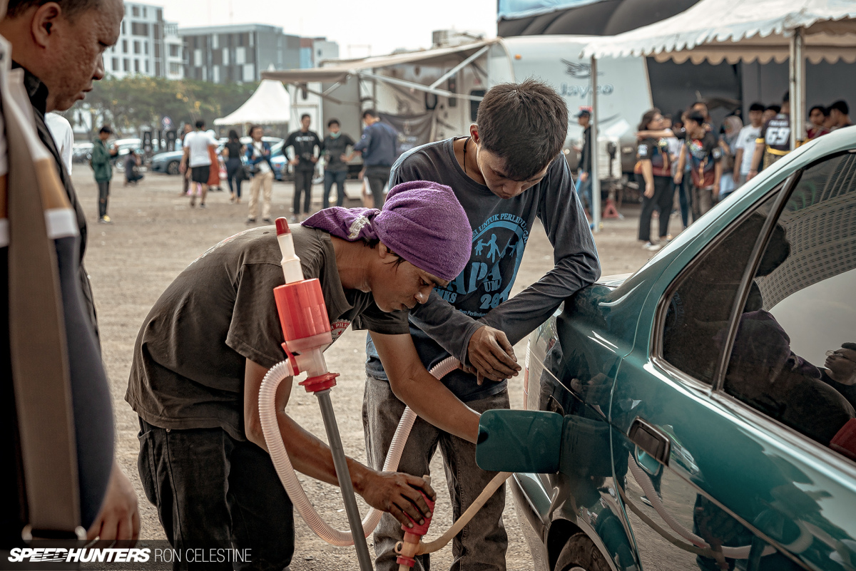 Speedhunters_RonCelestine_Drift_Gas