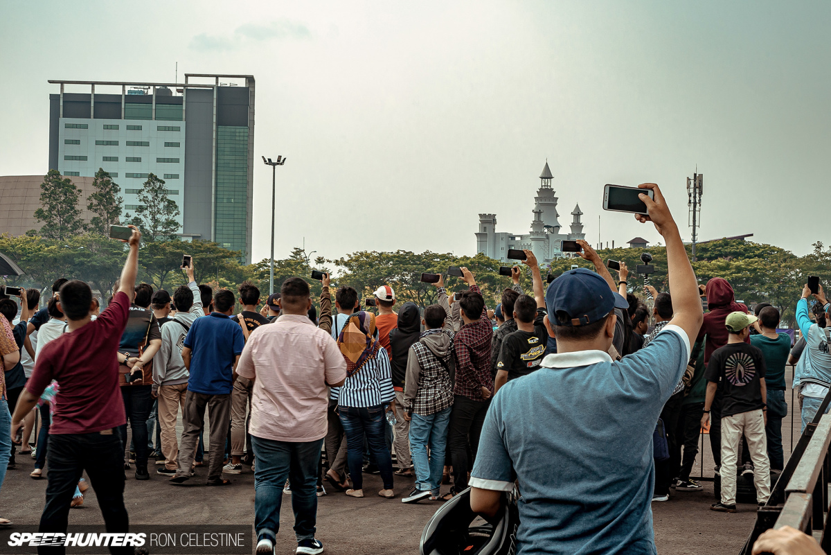 Speedhunters_RonCelestine_Drift_phone