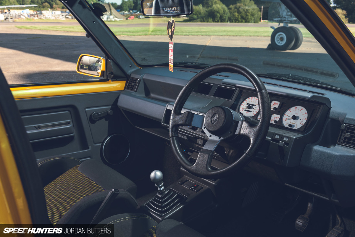 MEGUIARS RENAULT 5 GT TURBO SPEEDHUNTERS ©JORDAN BUTTERS-