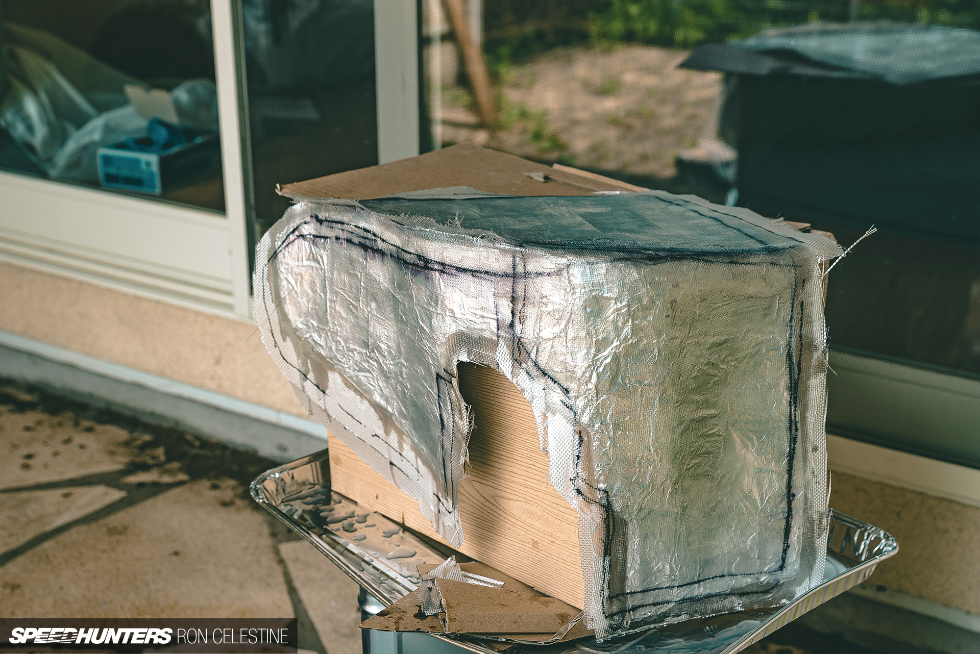 Speedhunters_RonCelestine_ER34_Nissan_Skyline_ProjectRough_CarbonBox_4