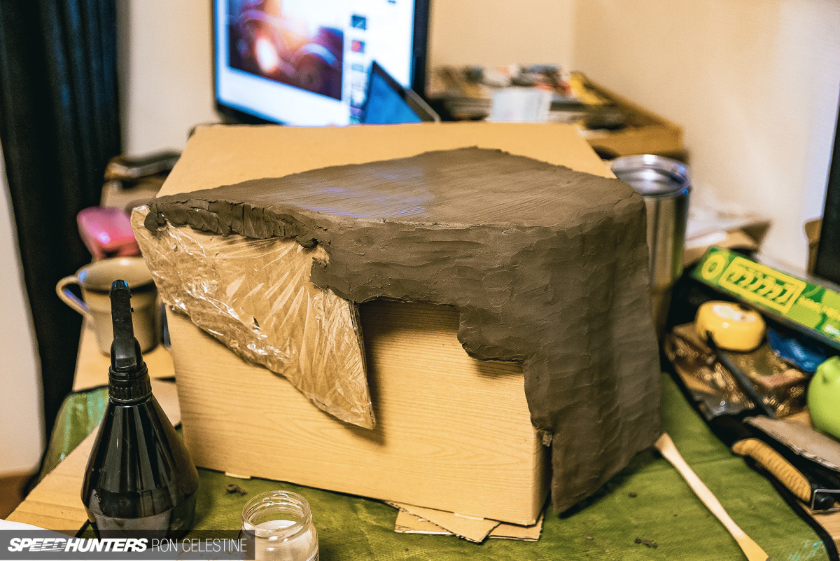 Speedhunters_RonCelestine_ER34_Nissan_Skyline_ProjectRough_CarbonBox_8