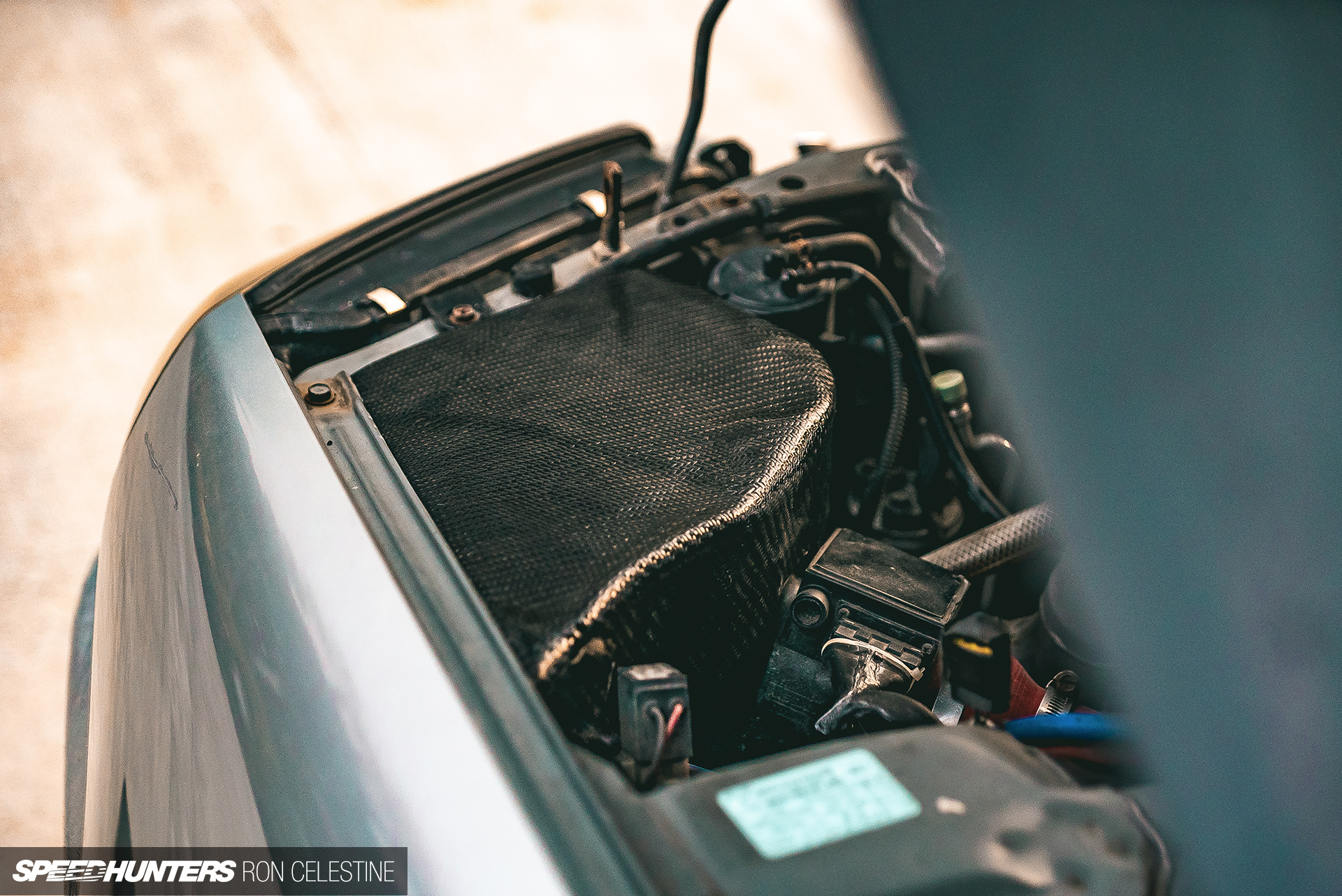 Speedhunters_RonCelestine_ER34_Nissan_Skyline_ProjectRough_CarbonBox_17