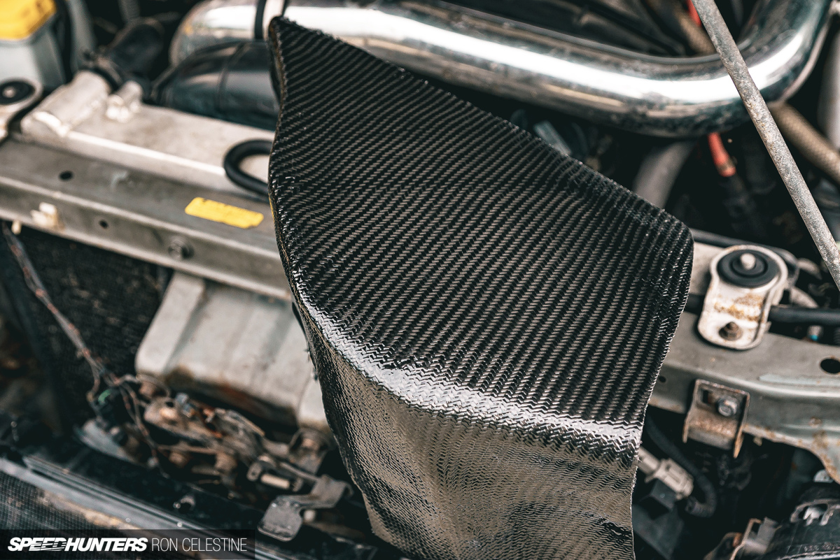 Speedhunters_RonCelestine_ER34_Nissan_Skyline_ProjectRough_CarbonBox_19