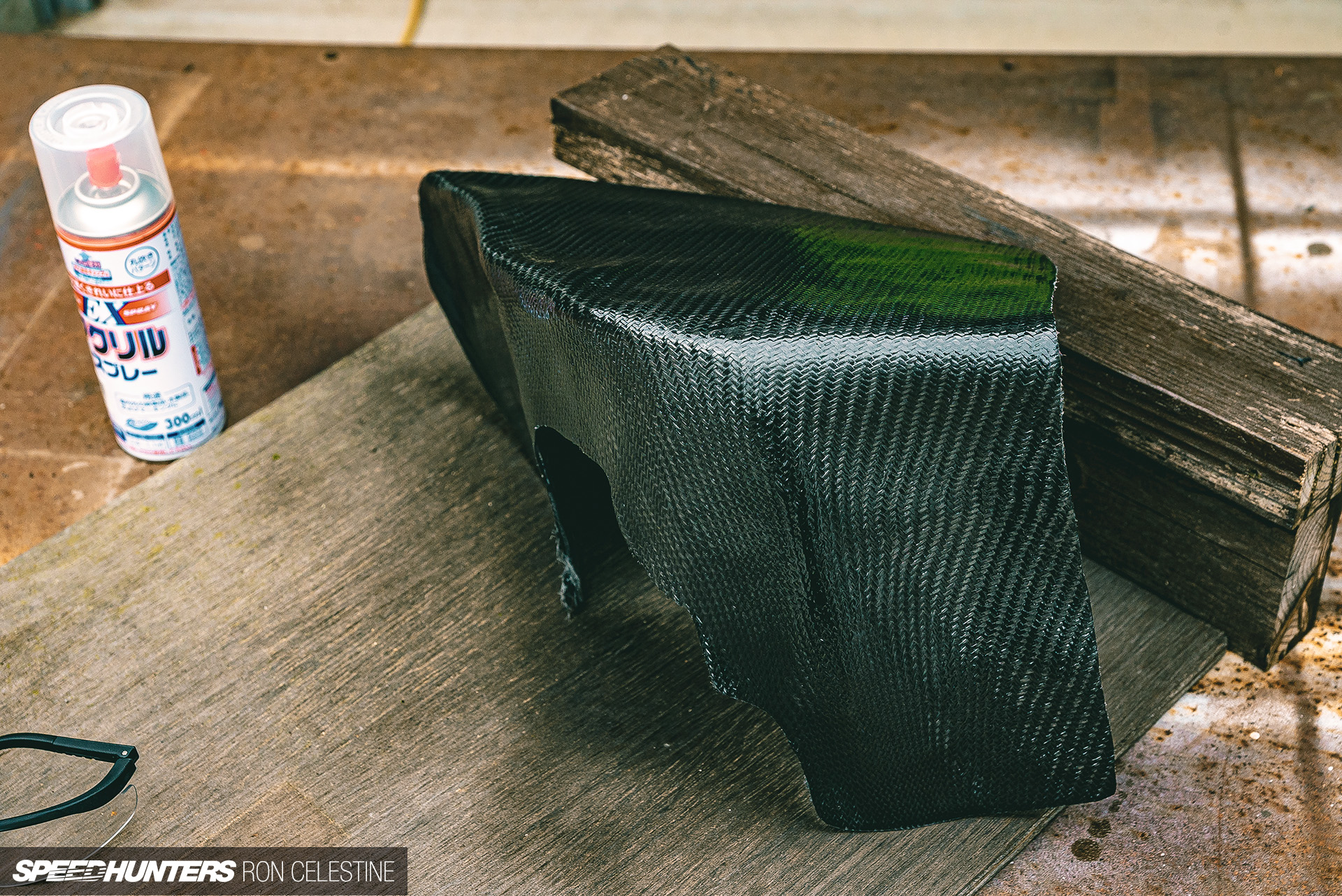 Speedhunters_RonCelestine_ER34_Nissan_Skyline_ProjectRough_CarbonBox_20