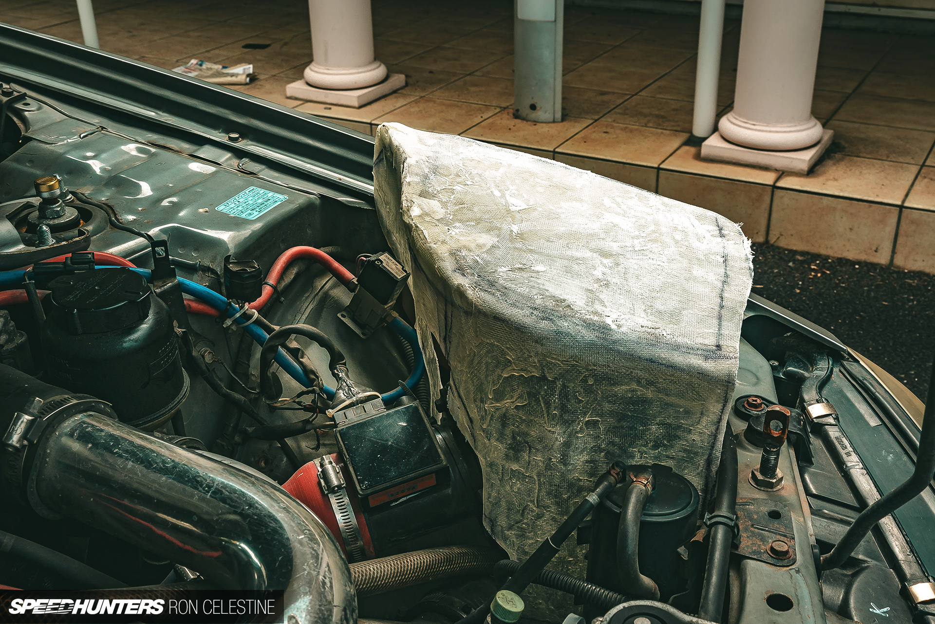 Speedhunters_RonCelestine_ER34_Nissan_Skyline_ProjectRough_CarbonBox_27